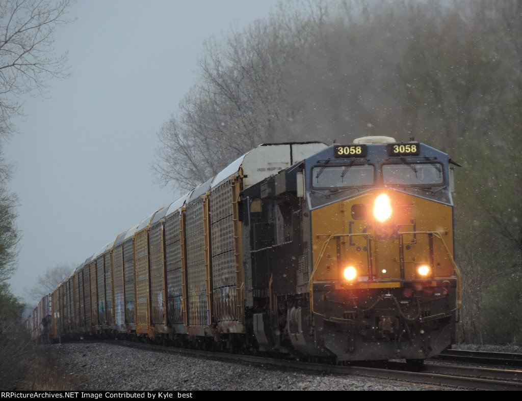 CSX 3058 on I168